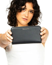 Load image into Gallery viewer, GRACE LEATHER WALLET
