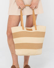 Load image into Gallery viewer, HAILEY STRAW BEACH BAG - Nat/Caramel
