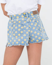 Load image into Gallery viewer, DAISY KICK FLARE DENIM SHORT GIRLS
