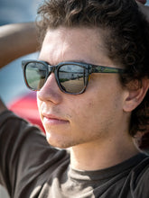 Load image into Gallery viewer, VOLCOM MORPH - GLOSS DARKSIDE POLAR

