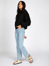 Load image into Gallery viewer, RUSTY SCRIPT OVERSIZE HOODED FLEECE - BLACK
