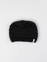 Load image into Gallery viewer, BAY BEANIE - BLACK
