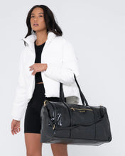 Load image into Gallery viewer, VICTORIA WEEKENDER
