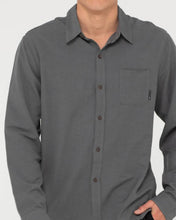 Load image into Gallery viewer, Overtone long sleeve linen shirt - Castlerock
