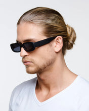 Load image into Gallery viewer, REALITY XRAY SPECS - Matt Black Carbon
