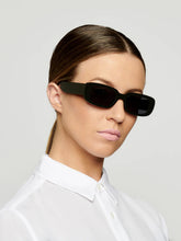 Load image into Gallery viewer, REALITY XRAY SPECS - Matt Black Carbon
