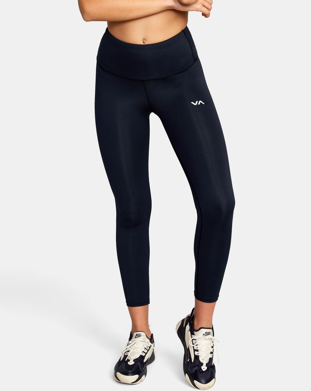 VA ESSENTIAL SPORT LEGGING