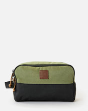 Load image into Gallery viewer, GROOM TOILETRY OVERLAND

