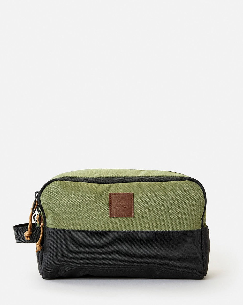 GROOM TOILETRY OVERLAND