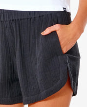 Load image into Gallery viewer, PREMIUM SURF SHORT - Black

