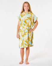 Load image into Gallery viewer, NAMOTU HOODED TOWEL-GIRL
