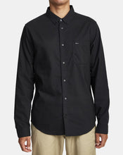Load image into Gallery viewer, THAT&#39;LL DO STRETCH LONG SLEEVE SHIRT - Black
